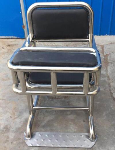 AZY-BR21型不锈钢审讯椅(图2)